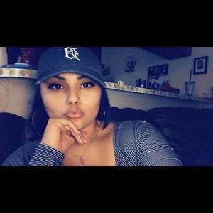 Meet your Posher, Elisa